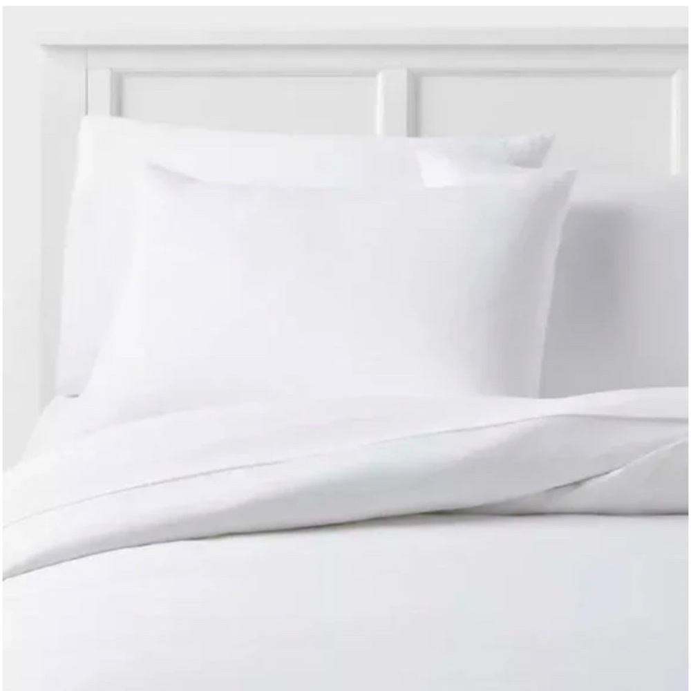 Luxury White Bedding Set